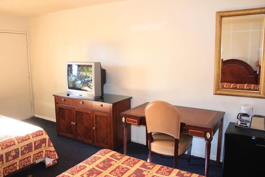 Valley Hotel Розмид Экстерьер фото